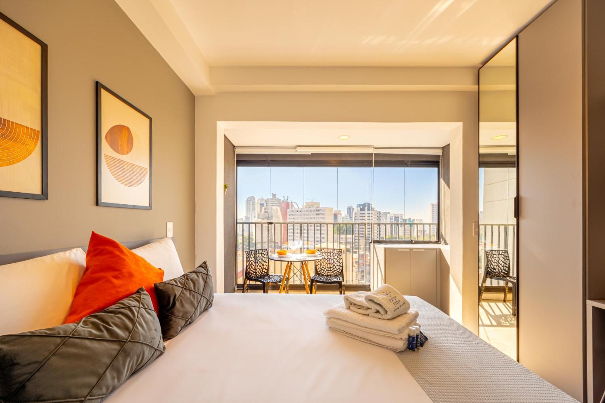 Easy Star - Bele Stuidio Com Vista A Mariana - Jb04i *